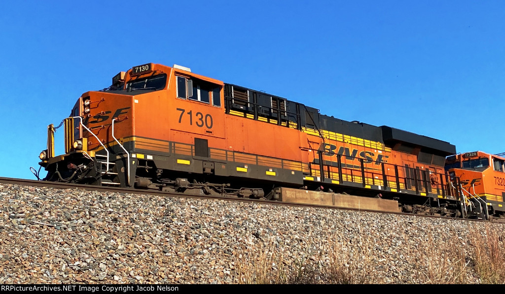 BNSF 7130